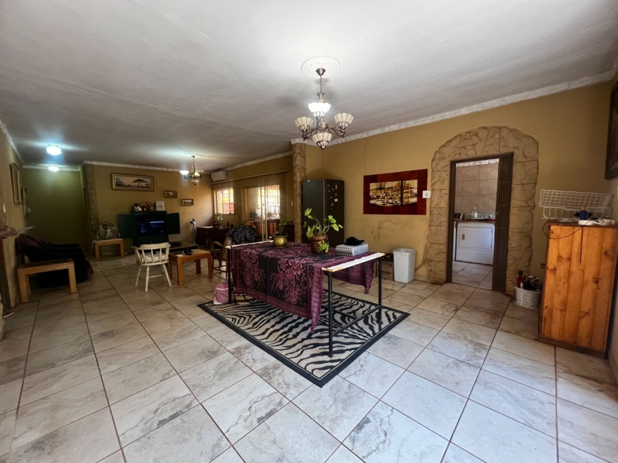 Commercial Property for Sale in De Wildt North West